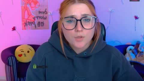 Snapshot of casey_meow_ chatting on April 20, 2026, 8:50 am casey_meow_ online show from April 20, 2026, 8:50 am