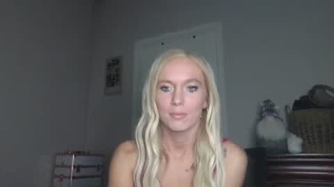 Casey Lakes online show from November 3, 2025, 11:48 pm