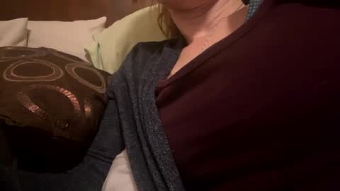 casidy1 online show from February 8, 2025, 6:43 am