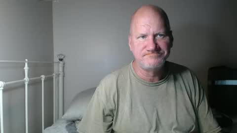 CasinoCam online show from April 17, 2026, 1:08 am