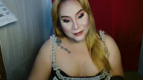 cassandramagets94 online show from October 7, 2025, 3:09 pm