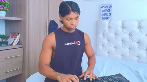 CASSIAN GOLD online show from May 25, 2026, 3:18 pm