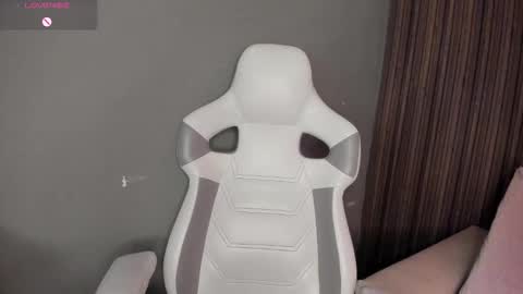 Snapshot of cassidy_evans chatting on October 15, 2025, 11:32 am cassidy_evans online show from October 15, 2025, 11:32 am