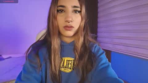 Snapshot of cassidy_evans chatting on November 12, 2025, 11:32 am cassidy_evans online show from November 12, 2025, 11:32 am