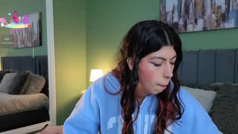 Snapshot of cassie_bloom chatting on May 26, 2026, 6:59 pm cassie_bloom online show from May 26, 2026, 6:59 pm