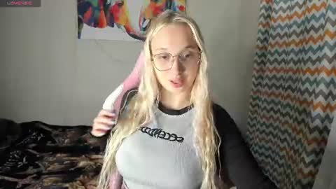 Snapshot of cassie_rosss chatting on July 3, 2026, 8:04 pm Cassie Rosss online show from July 3, 2026, 8:04 pm