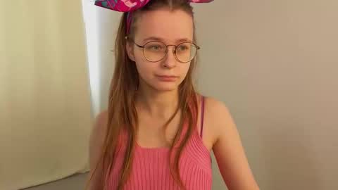 assie online show from October 17, 2025, 12:19 pm