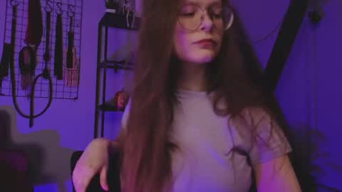 assie online show from October 19, 2025, 12:17 pm