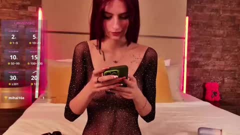 Cassie online show from September 23, 2025, 6:33 pm