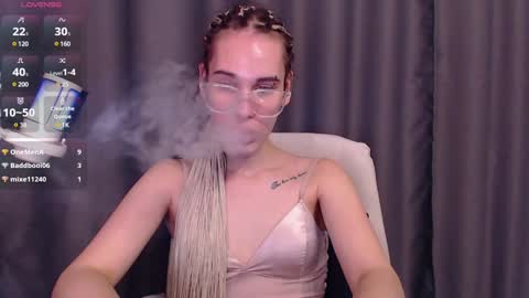 Cassie online show from December 22, 2024, 3:11 pm