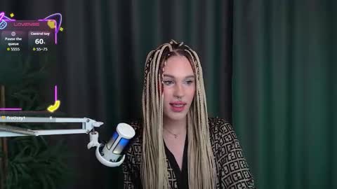 Cassie online show from December 16, 2025, 4:39 am