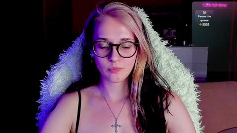 Ellie online show from January 11, 2025, 9:46 pm