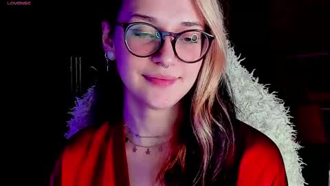 Ellie online show from February 20, 2025, 9:31 pm