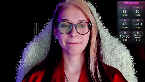 Ellie online show from February 25, 2025, 7:03 pm