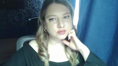 Snapshot of casual__vibes chatting on April 28, 2026, 10:42 am casual__vibes online show from April 28, 2026, 10:42 am