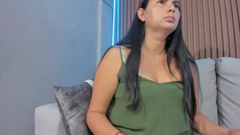 Snapshot of cat22_ chatting on September 15, 2025, 9:37 pm cat22_ online show from September 15, 2025, 9:37 pm