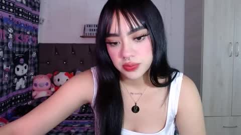 Mila online show from September 28, 2025, 3:45 am