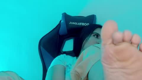 Snapshot of cata__gutierrez_ chatting on April 24, 2026, 4:04 am Cata online show from April 24, 2026, 4:04 am