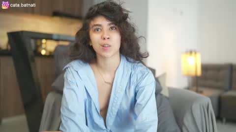 Snapshot of cata_batnati chatting on June 9, 2026, 2:28 pm Catalina online show from June 9, 2026, 2:28 pm