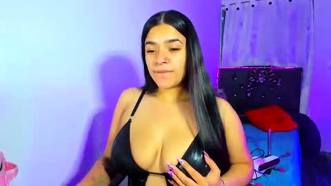 catalina online show from July 15, 2026, 10:59 pm