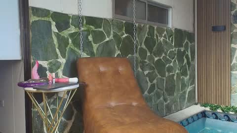 Snapshot of cata_muakgb chatting on April 8, 2026, 5:13 pm Dani online show from April 8, 2026, 5:13 pm