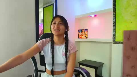 C A T A L E H I A online show from September 29, 2025, 9:41 pm