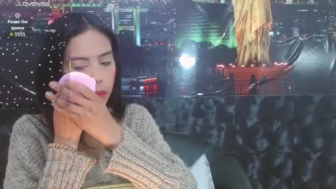 Queen Catalella online show from April 2, 2026, 3:26 am