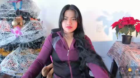 Flor....... online show from December 11, 2024, 3:15 pm