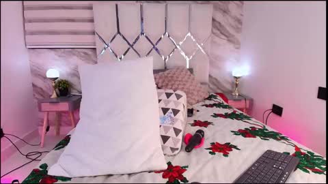 Snapshot of cataleya__ebony chatting on December 15, 2025, 3:00 am cataleya online show from December 15, 2025, 3:00 am