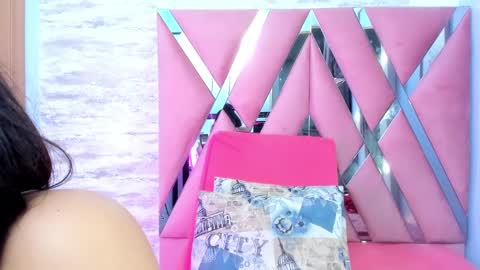 Snapshot of cataleya_bianchi chatting on February 22, 2025, 2:28 am Cataleya online show from February 22, 2025, 2:28 am