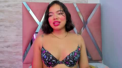 Snapshot of cataleya_bianchi chatting on February 24, 2025, 8:17 am Cataleya online show from February 24, 2025, 8:17 am