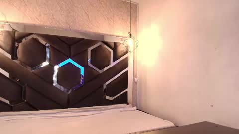 Cataleya online show from November 21, 2025, 11:09 am