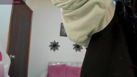 Snapshot of cataleya_sub_ chatting on September 20, 2025, 12:17 pm cataleya_sub_ online show from September 20, 2025, 12:17 pm