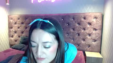 cataleyadamourx online show from January 9, 2026, 11:46 am