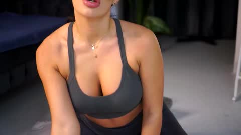 Snapshot of cataleyasyrene chatting on September 15, 2025, 6:41 pm Cataleya online show from September 15, 2025, 6:41 pm