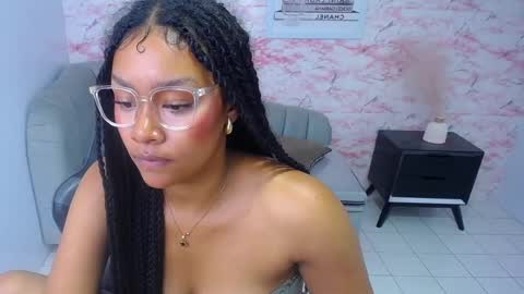 catalina25_t online show from March 12, 2025, 8:31 pm