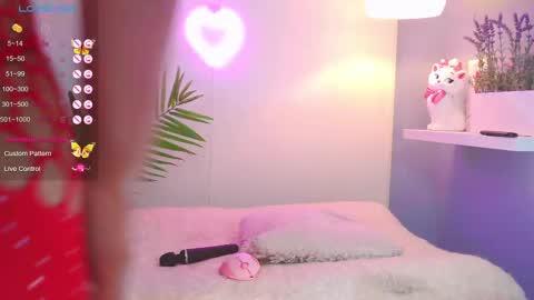 Snapshot of catalina__lovers chatting on February 28, 2025, 5:15 pm Catalina lovers online show from February 28, 2025, 5:15 pm