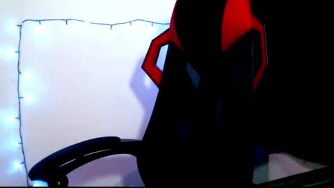 catalina_colombia online show from March 10, 2025, 4:25 pm