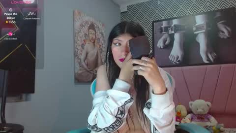 CATLINA HERRERA online show from September 12, 2025, 5:51 am