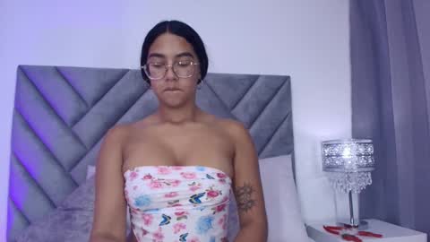 Catalina online show from December 3, 2024, 9:23 pm