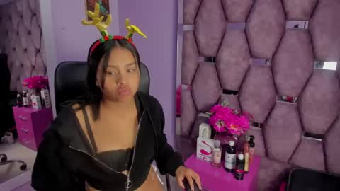 Snapshot of catalinanaugthy chatting on December 17, 2024, 7:18 am CATA. online show from December 17, 2024, 7:18 am