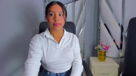 Snapshot of catalinanaugthy chatting on February 25, 2025, 2:36 am CATA. online show from February 25, 2025, 2:36 am