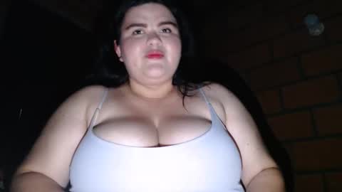 catalis_curvy online show from April 7, 2026, 10:31 pm