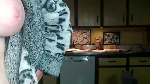 CATALYSTIC online show from October 19, 2025, 10:43 pm