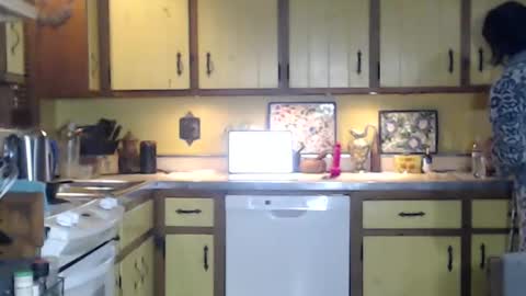 CATALYSTIC online show from November 19, 2025, 10:37 am