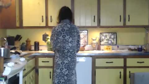 CATALYSTIC online show from December 3, 2025, 10:24 am