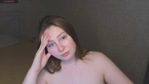 Snapshot of catherine_river chatting on March 1, 2025, 3:27 pm Catherine online show from March 1, 2025, 3:27 pm