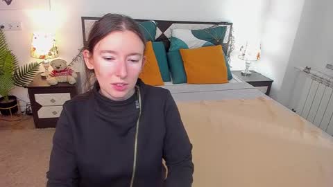 Catrin online show from September 29, 2025, 7:13 am