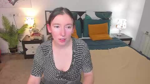 Catrin online show from December 1, 2025, 11:54 pm