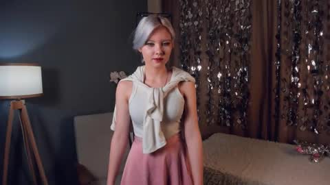 Mia online show from February 18, 2026, 11:17 am